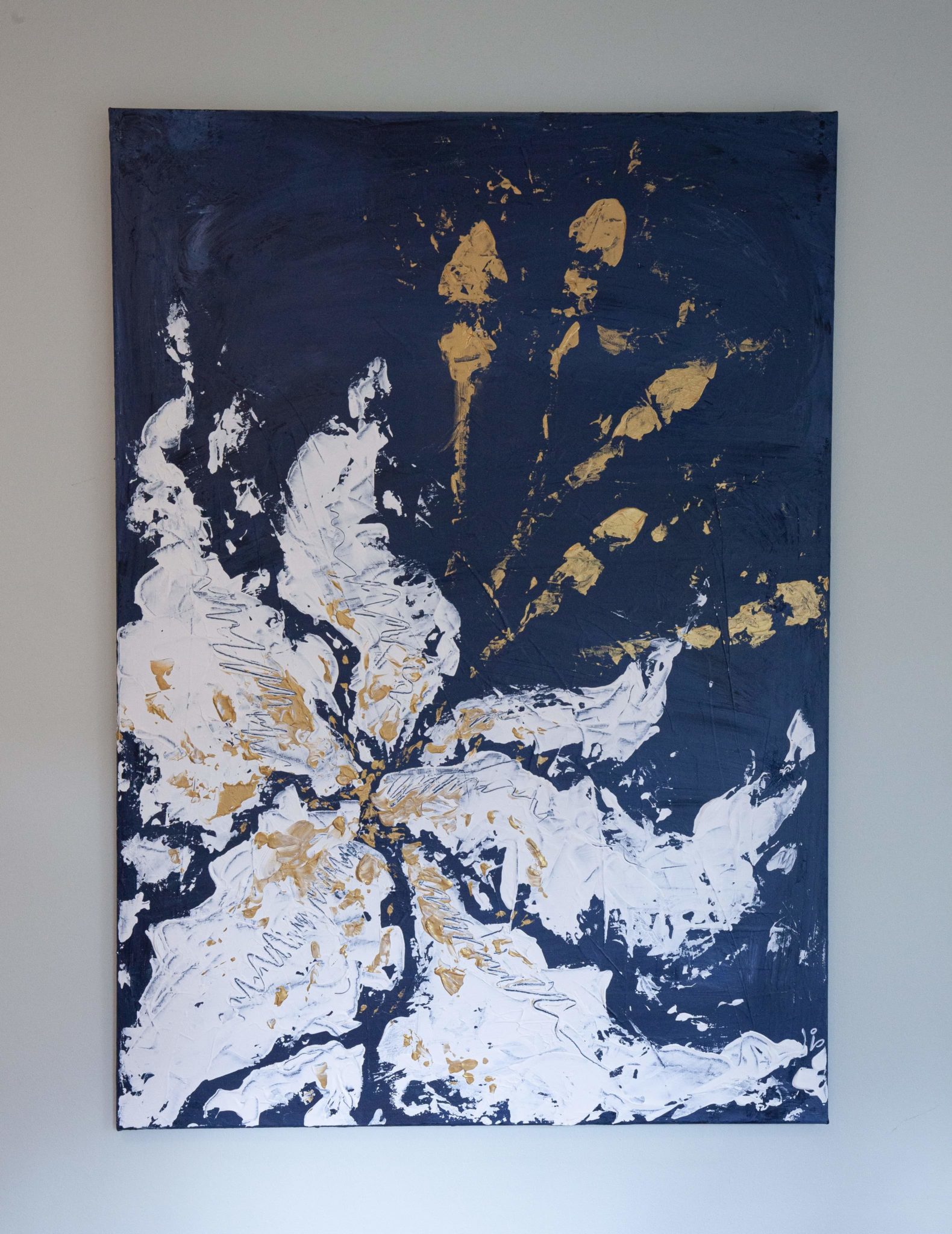 White_On_Navy